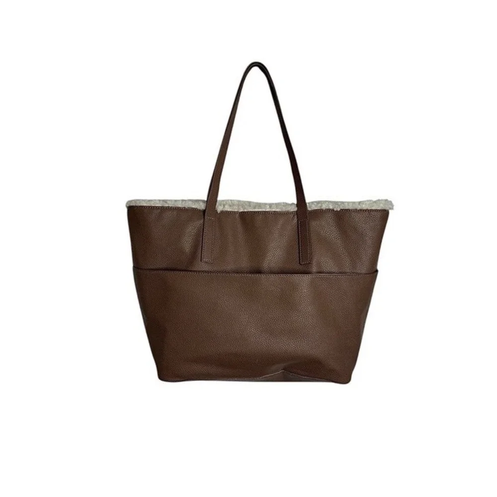 4/$40 Reverable Faux Leather and Sherpa‎ Brown and Cream Tote Bag